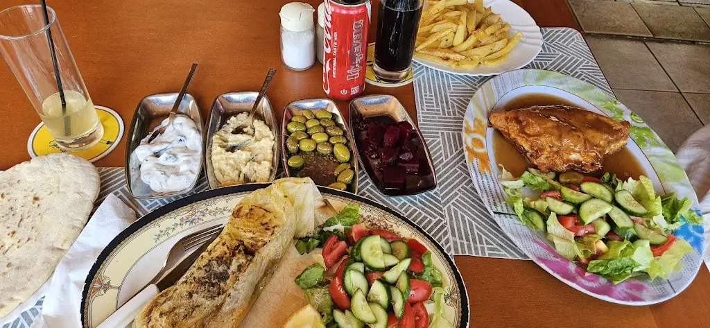 Meltemi Ristorante Pizzeria_Lesbos_slider_image_3