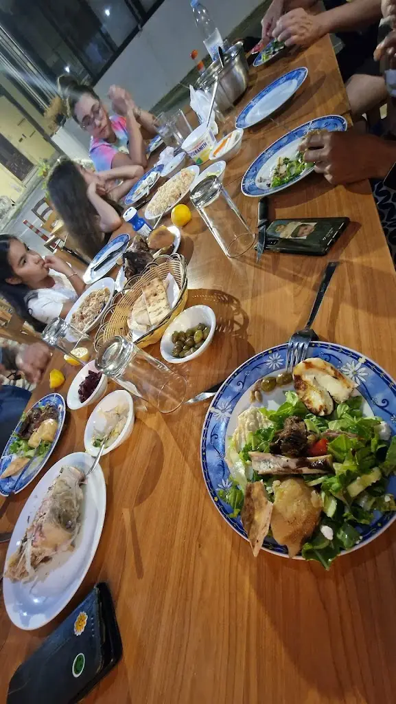 Menu_Caravan by the sea_Lesbos_image_2