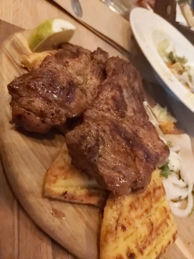 Απλά Εδώ Μεζεδοπωλείο Ηλιούπολη_Ilioúpoli_slider_image_3