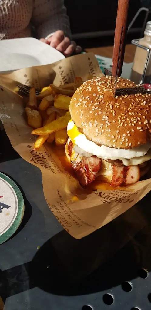 Andżelika Kędzierska_Omega Food & Bar_Lesbos_review