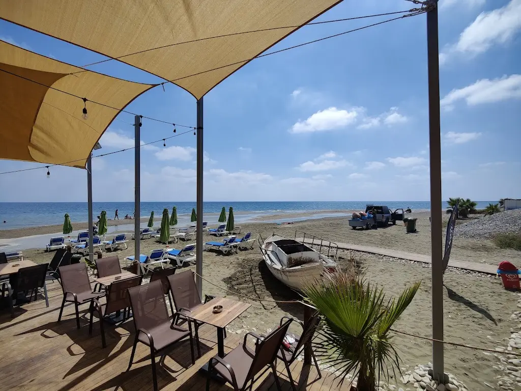 Sarandos_Lesbos_slider_image_1