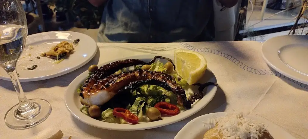 Łukasz_Seven Seas Taverna_Lesbos_Bewertung