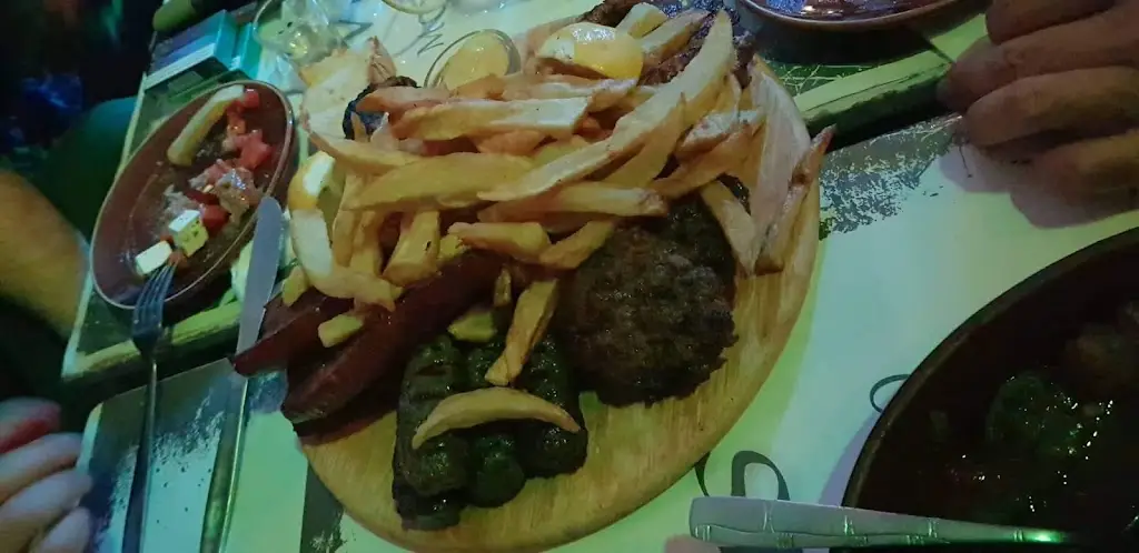 Menü_BINELIKIAS_Ilioúpoli_Bild_6