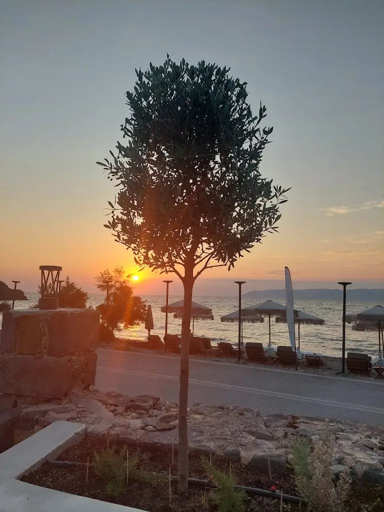 Efthalou restaurant_Lesbos_slider_image_3