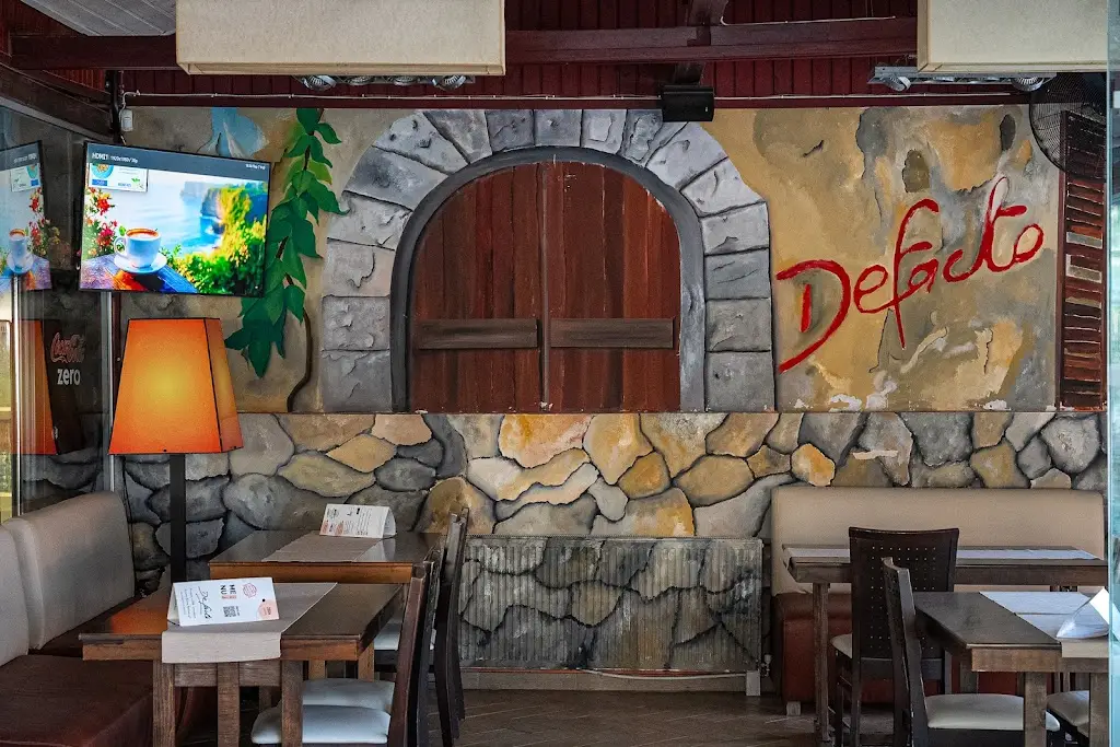 De Facto Restaurant in Néa Iraklítsa