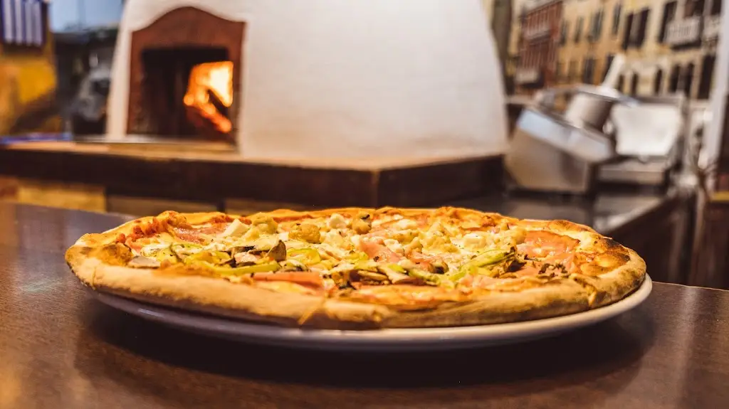 De Facto_Néa Iraklítsa_slider_image_3