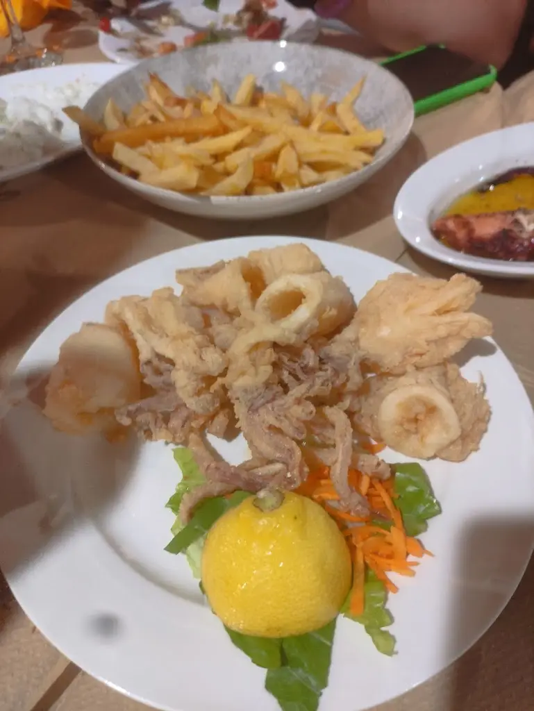 Menu_TO LIMANAKI_Néa Iraklítsa_image_7