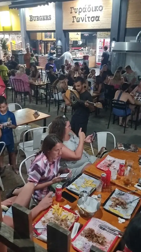 TO LIMANAKI_Néa Iraklítsa_slider_image_2