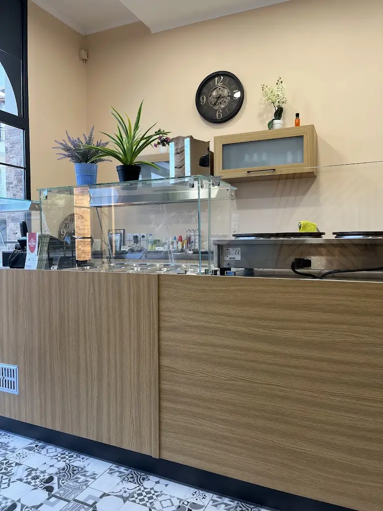 Yessigheh Nyamusa_Delizioso Pizzeria Classica_Néa Karváli_Bewertung