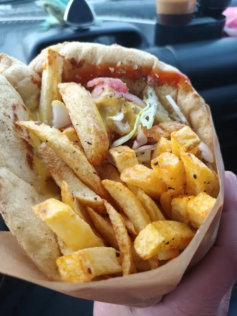 Menü_Gyros Snack Place“ Ta Soferakia”_Néa Karváli_Bild_5