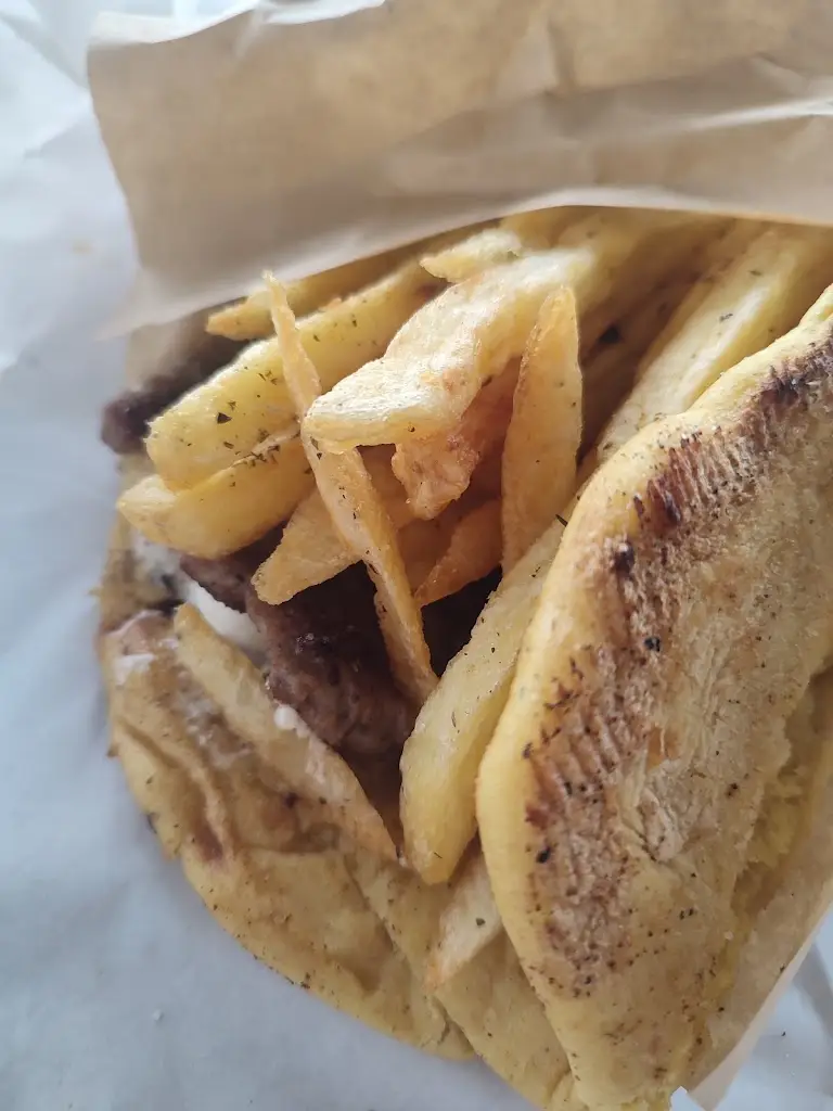 Menü_Gyros Snack Place“ Ta Soferakia”_Néa Karváli_Bild_8