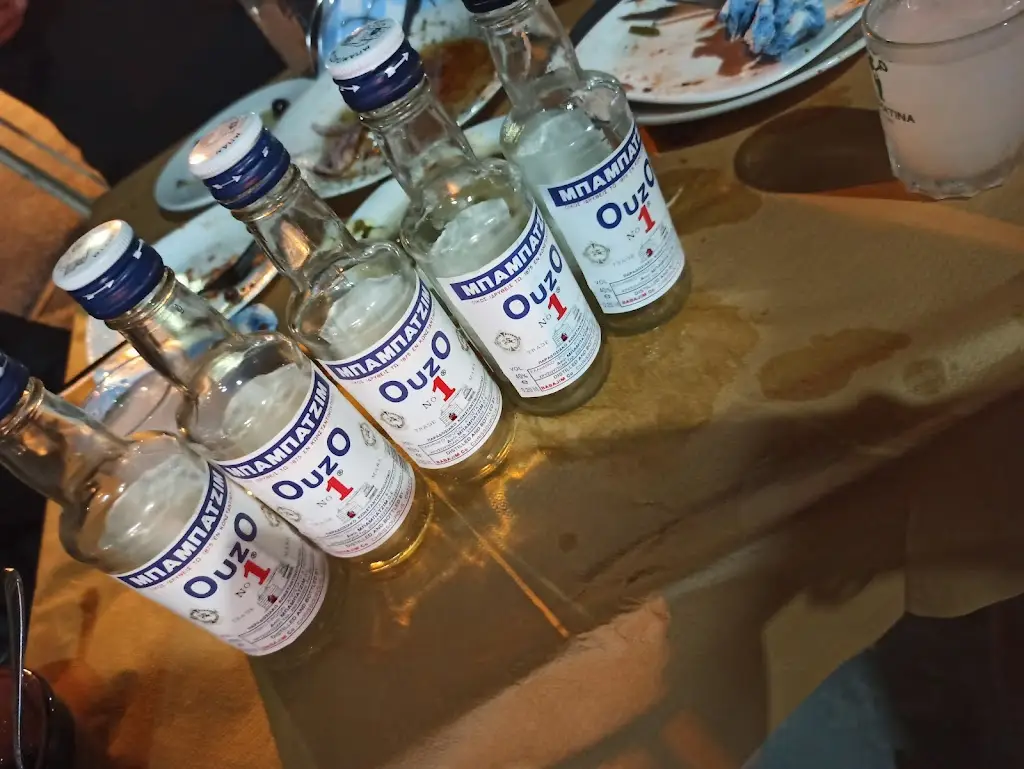 DELIGIANNIS Cafe-Grill_Néa Karyá_slider_image_3