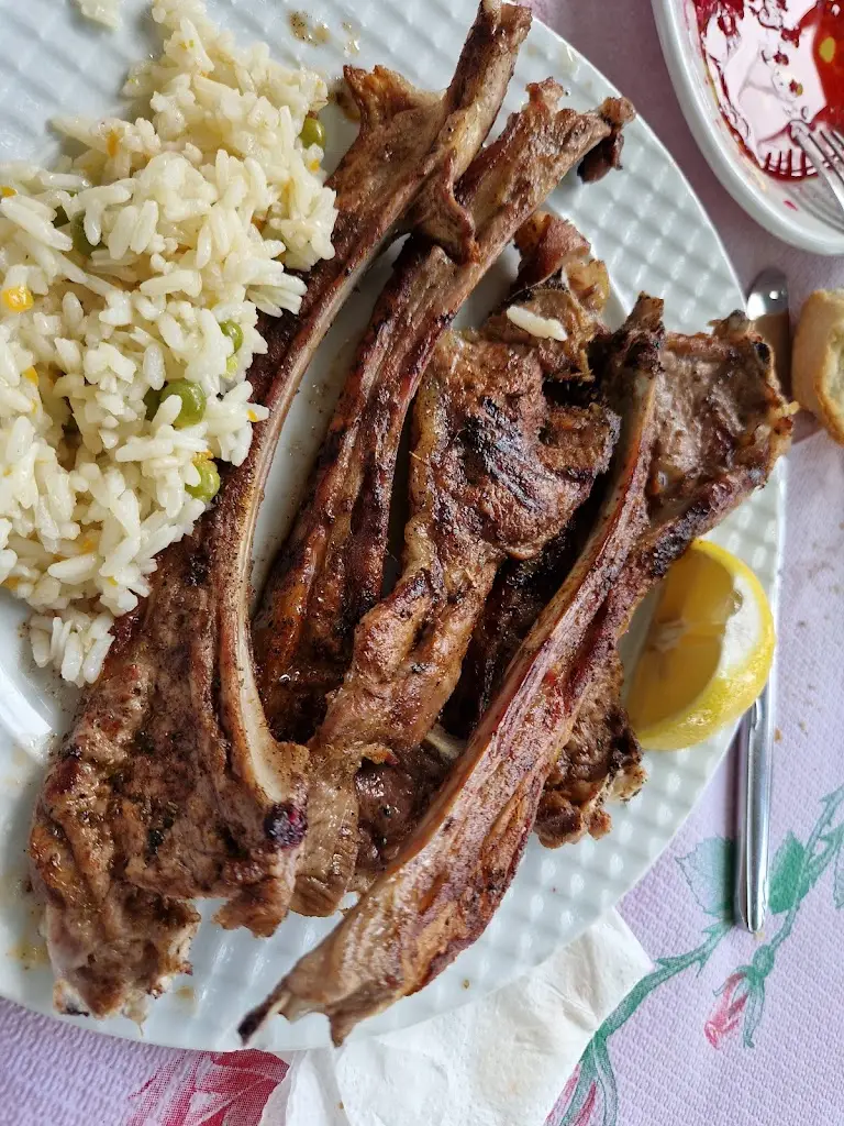 ΕΥΑΓΓΕΛΟΣ Manyyear_Ταβερνα Στεφαναρας_Néa Výssa_review