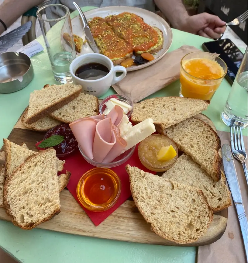 Sümeyra Durak_Mousiko Kafeneio_Mytilene_Bewertung