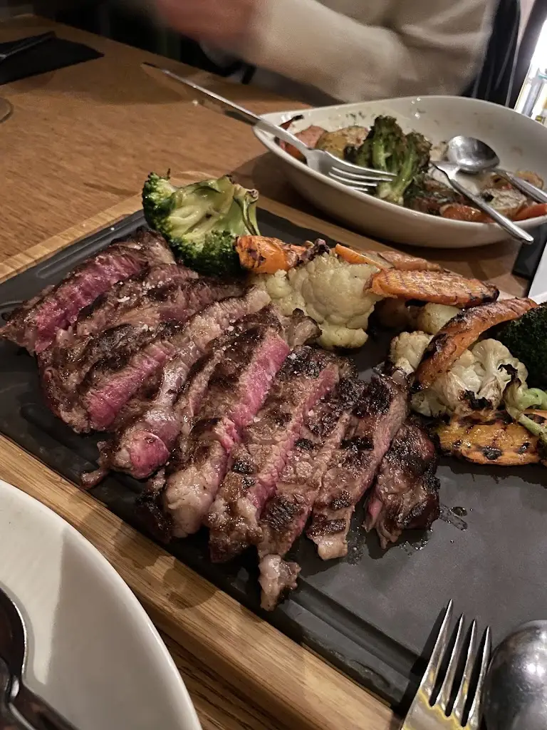 Vera Bin Zheng_KOUZEINERI_Irákleio_review