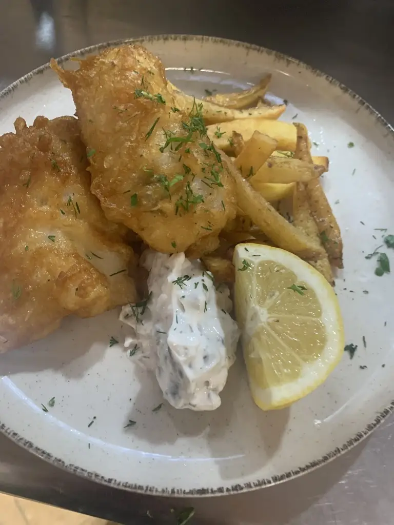 28 Bistro & Bar Restaurant in Mytilene