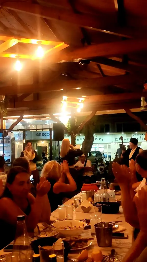 Refenes_Mytilene_slider_image_2