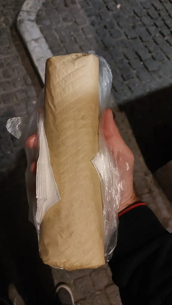 Nikola Djordjevic_Reem_Mytilene_Bewertung