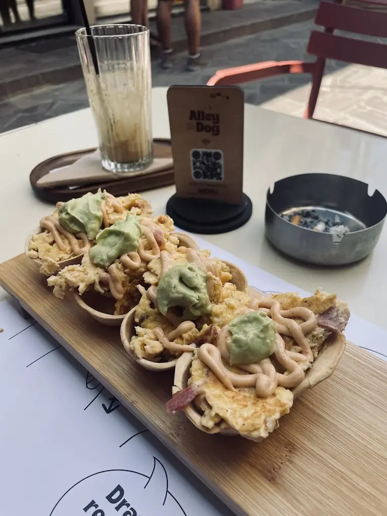 Lisa Demarest_Alley dog_Mytilene_review