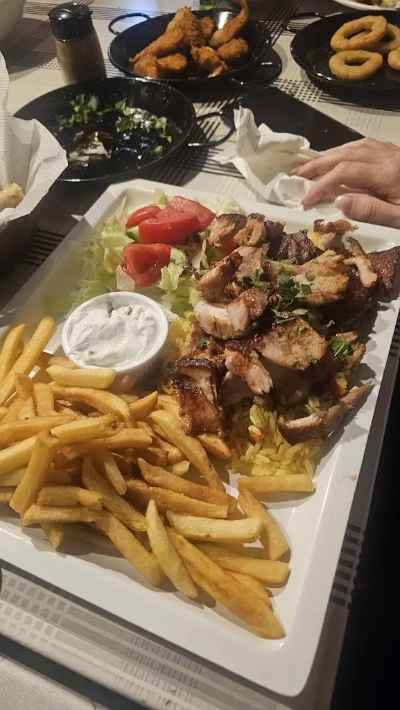 Deniz_Yianni's Place_Mytilene_avis