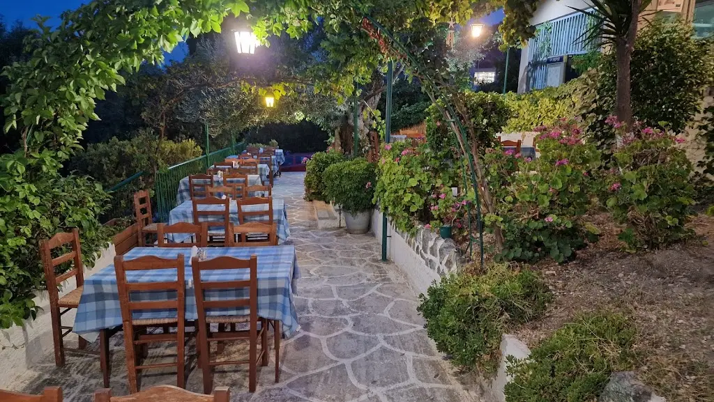 Gorgona Tavern Restaurant in Mytilene