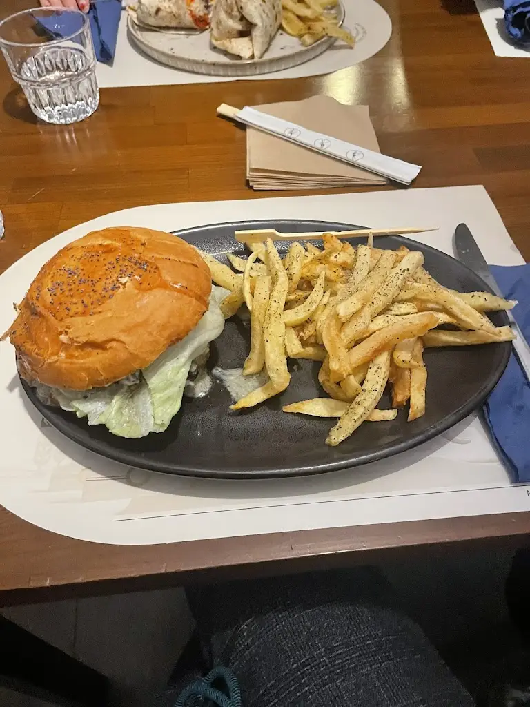 matilde sousa gomes_UMAMI The 5th Taste_Mytilene_Bewertung