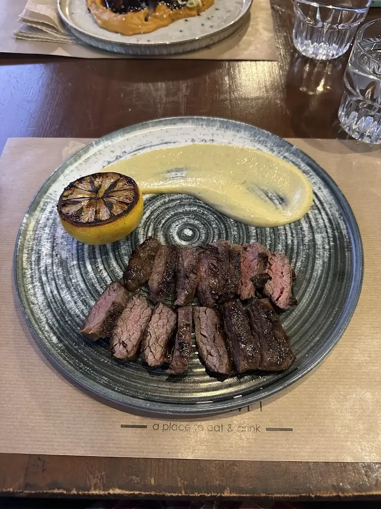 Martin Georgiev_UMAMI The 5th Taste_Mytilene_Bewertung