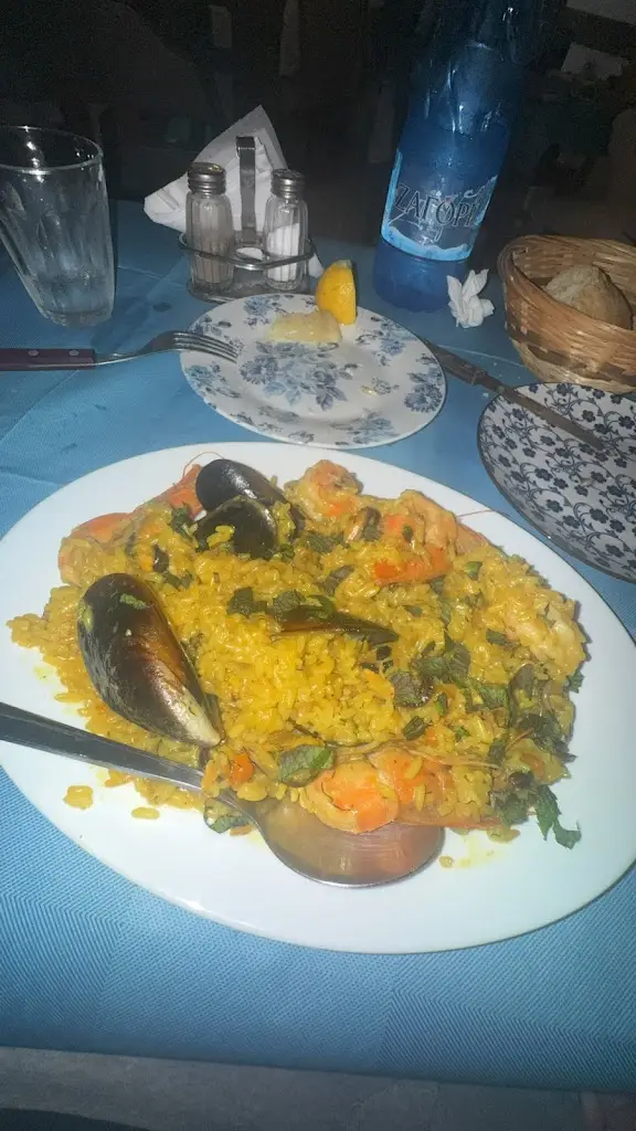 Niko Kos_Pélago_Mytilene_review