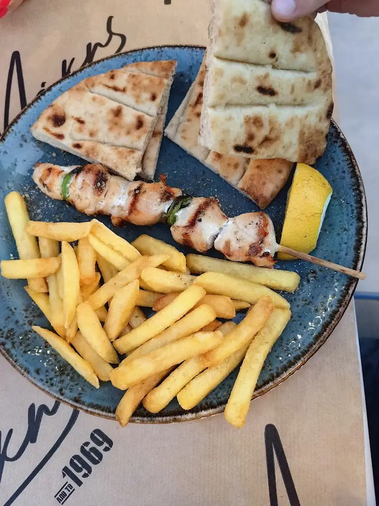 Πίτα Μάκης_Mytilene_slider_image_2