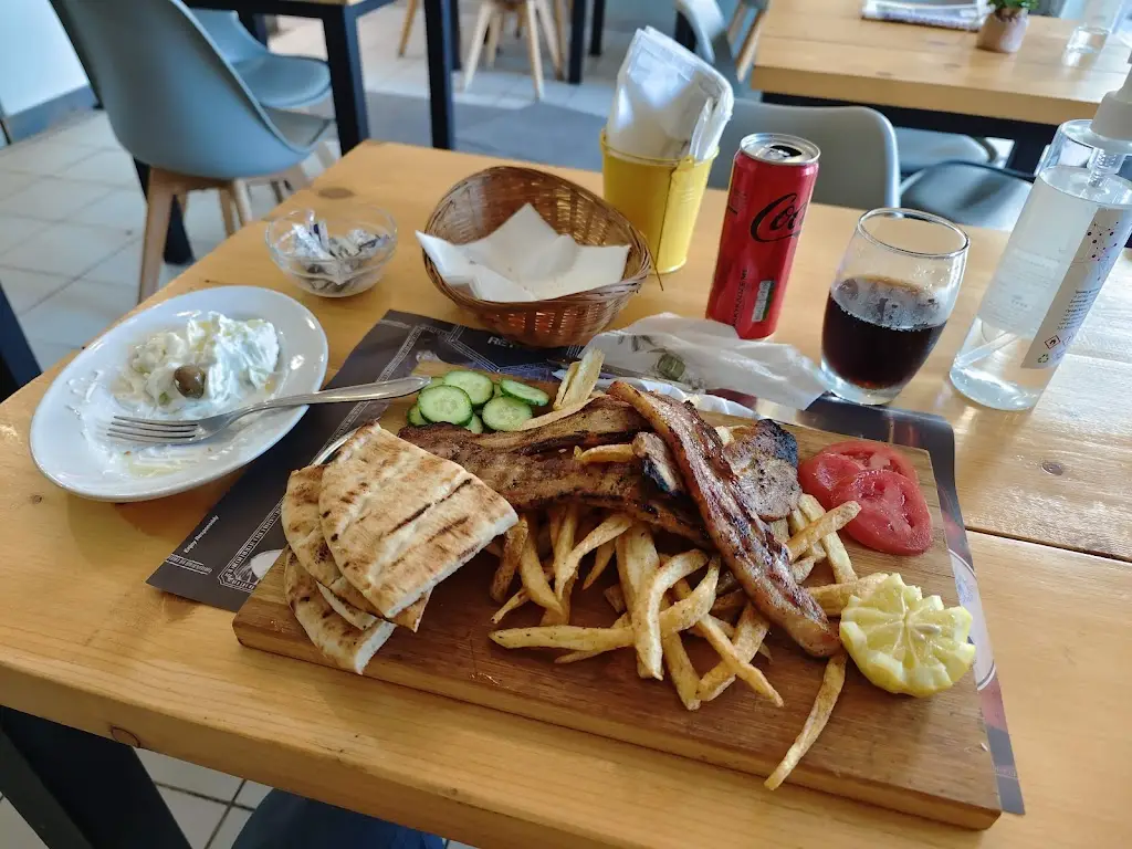 Menu_ΣΠΙΤΙΚΟ ΦΑΓΗΤΟ-ΠΙΤΣΑΡΙΑ_Mytilene_image_1