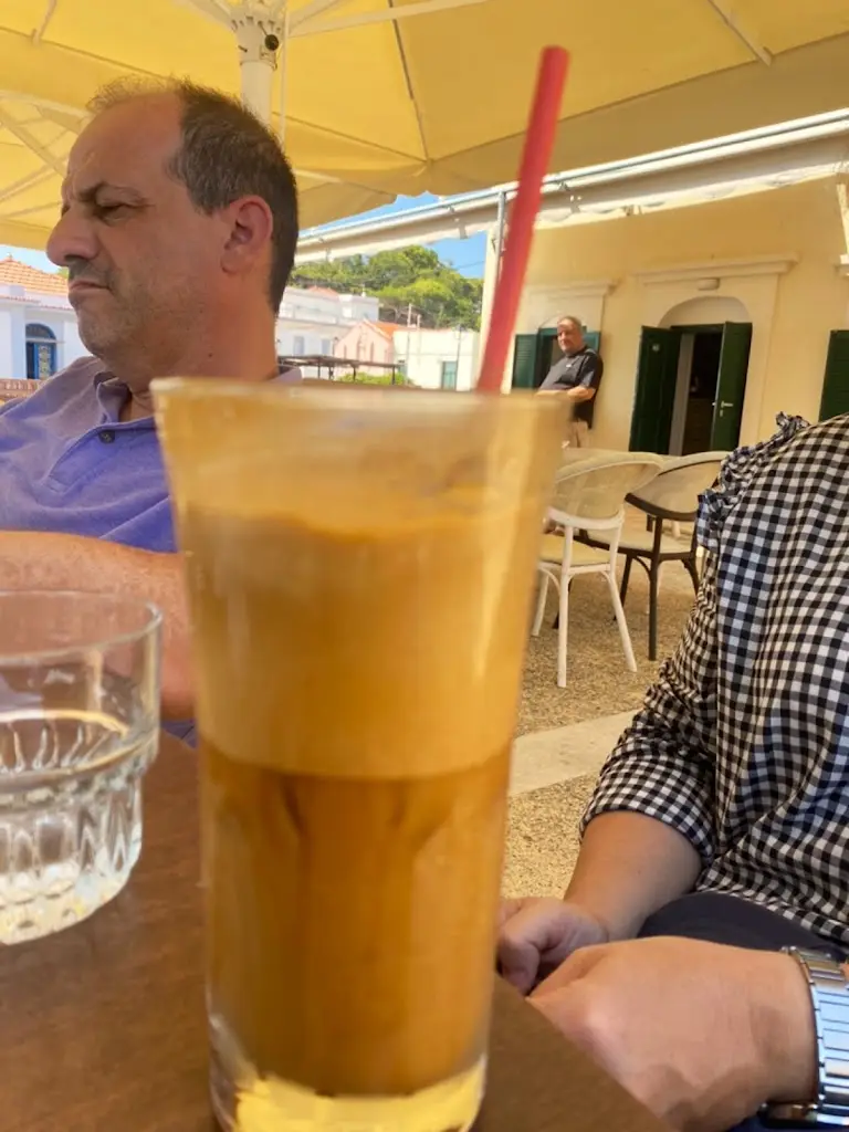 Menü_REMEZZO Oinousses_Oinousses_Bild_2