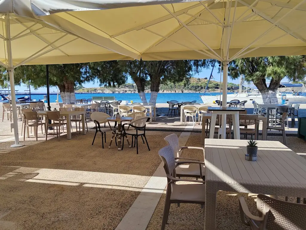 REMEZZO Oinousses_Oinousses_slider_image_3