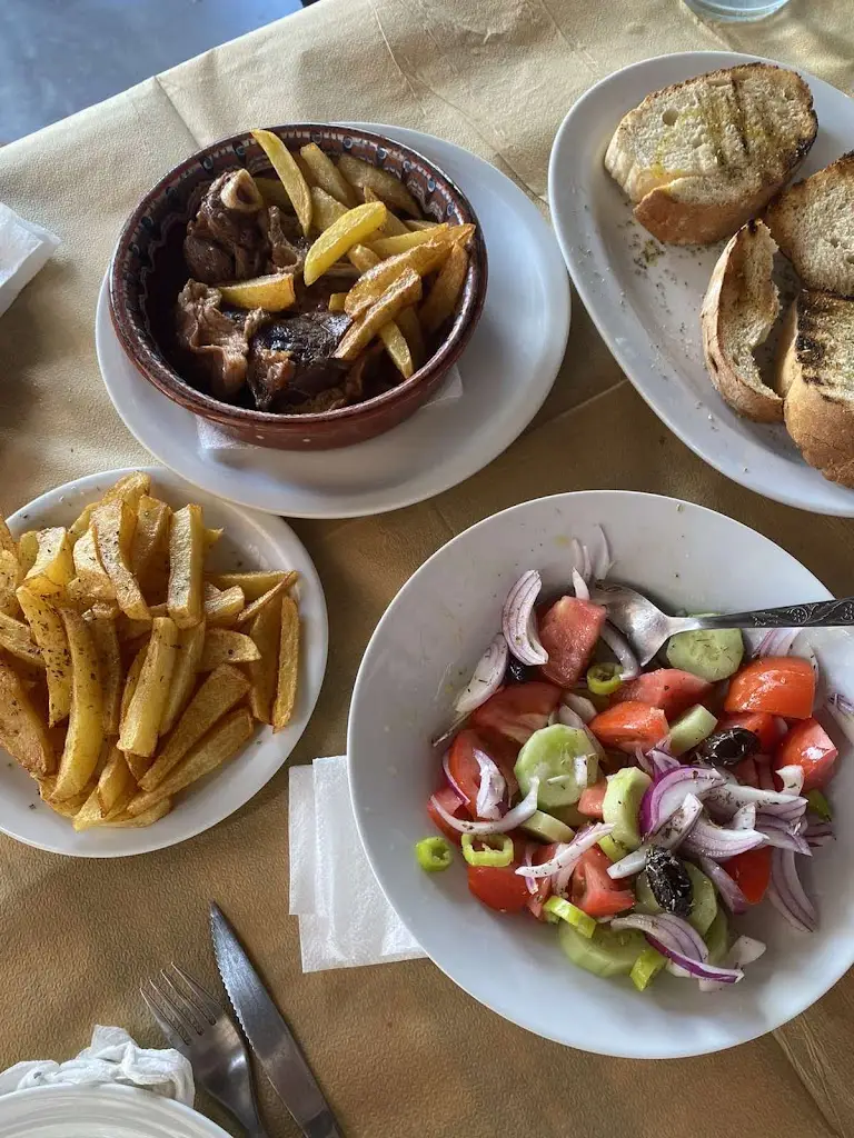 Menü_Ταβέρνα Σπηλιά_Nikísiani_Bild_6