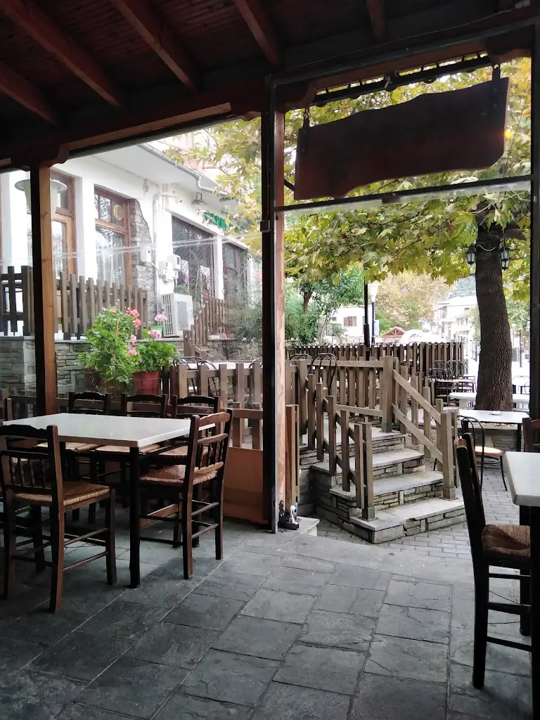 Lazaros Tsiridis_Ψησταρια 