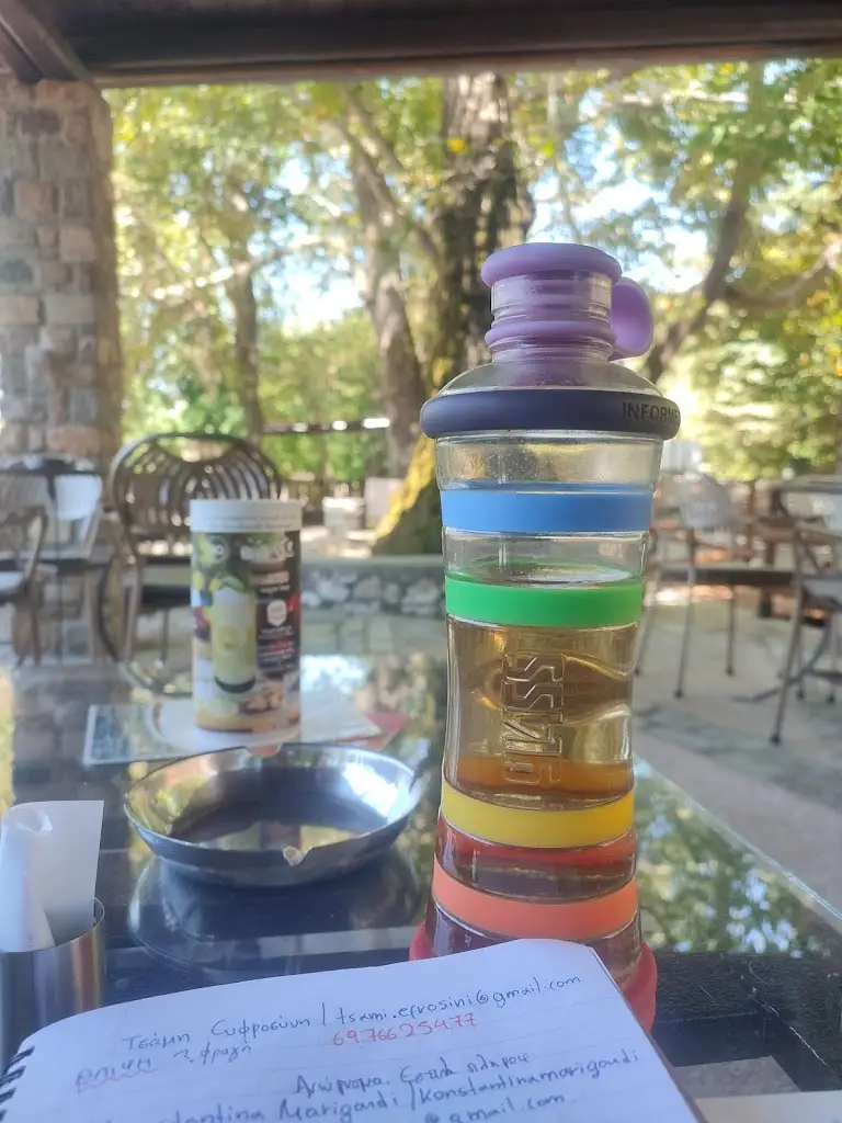 Menü_Cafe Myloi_Nikísiani_Bild_3