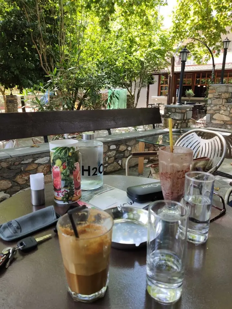 Cafe Myloi_Nikísiani_slider_image_3