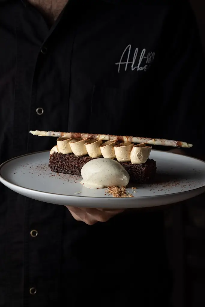 Tzami Restaurant Cafe_Nikísiani_slider_image_3