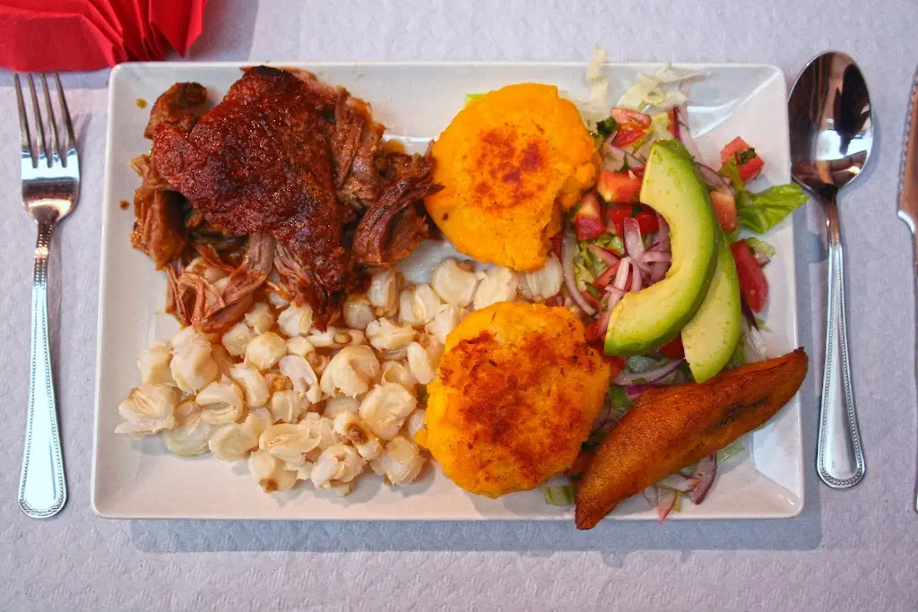 Taverna Kynigos_Palaió Tsiflíki_slider_image_3