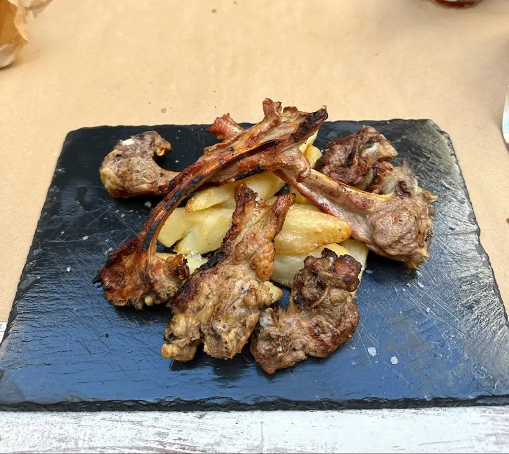 Menü_Μεζεδοπωλείο Η Αυλή_Irákleio_Bild_5