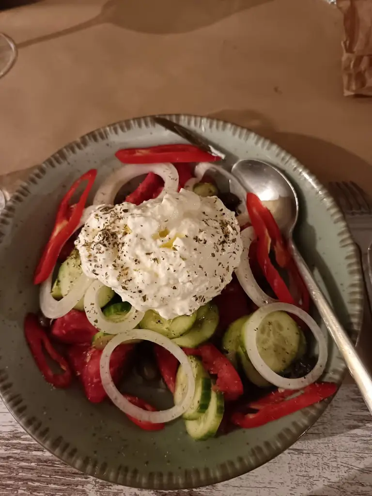 Menü_Μεζεδοπωλείο Η Αυλή_Irákleio_Bild_9