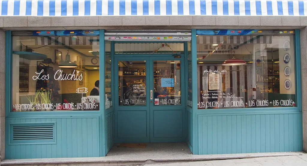 Red Bull Restaurant in Palaió Tsiflíki