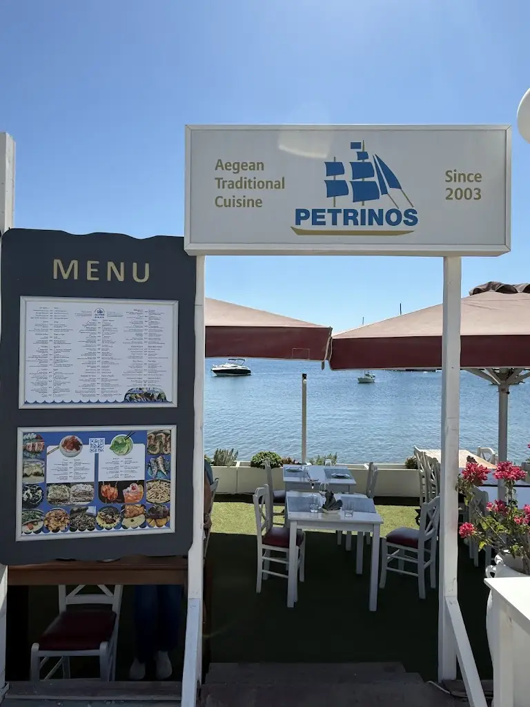 Petrinos Aegean Traditional Cuisine_Peteinós_slider_image_3