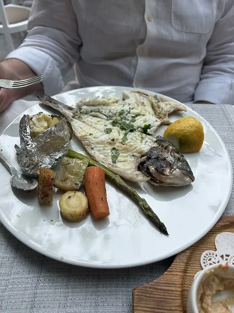 Menu_PETRINO_Peteinós_image_7