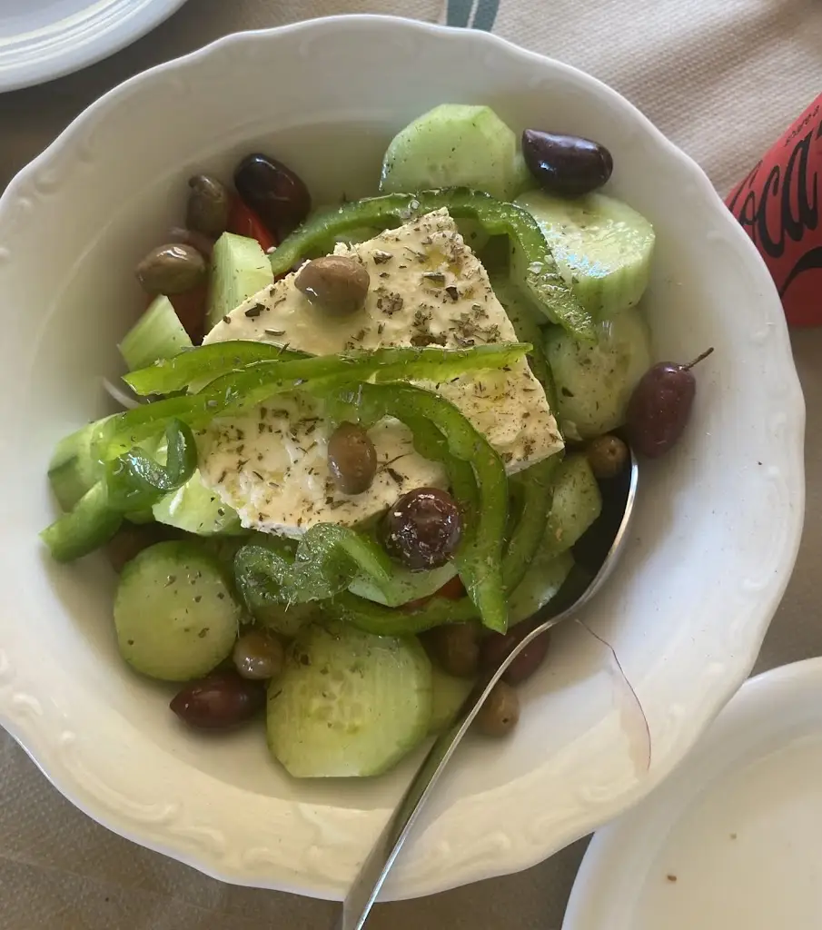 Κούτσικος - Εστιατόριο_Peteinós_slider_image_3