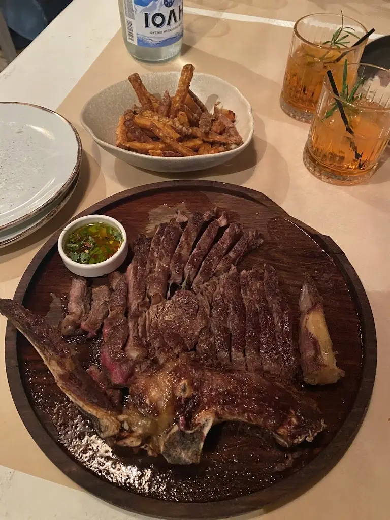 Adelina Bianca Cozma_Stello Restaurant_Potamiá_Bewertung