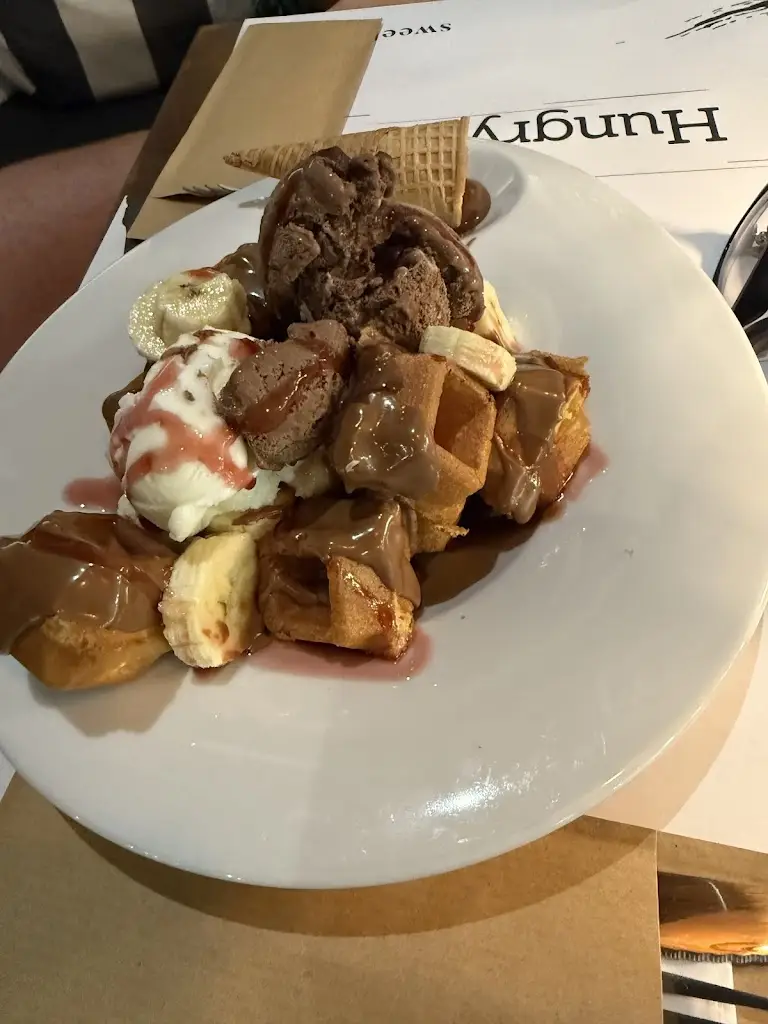 alexandru dan penciuc_Sweet Stories By Giorgos_Potamiá_avis