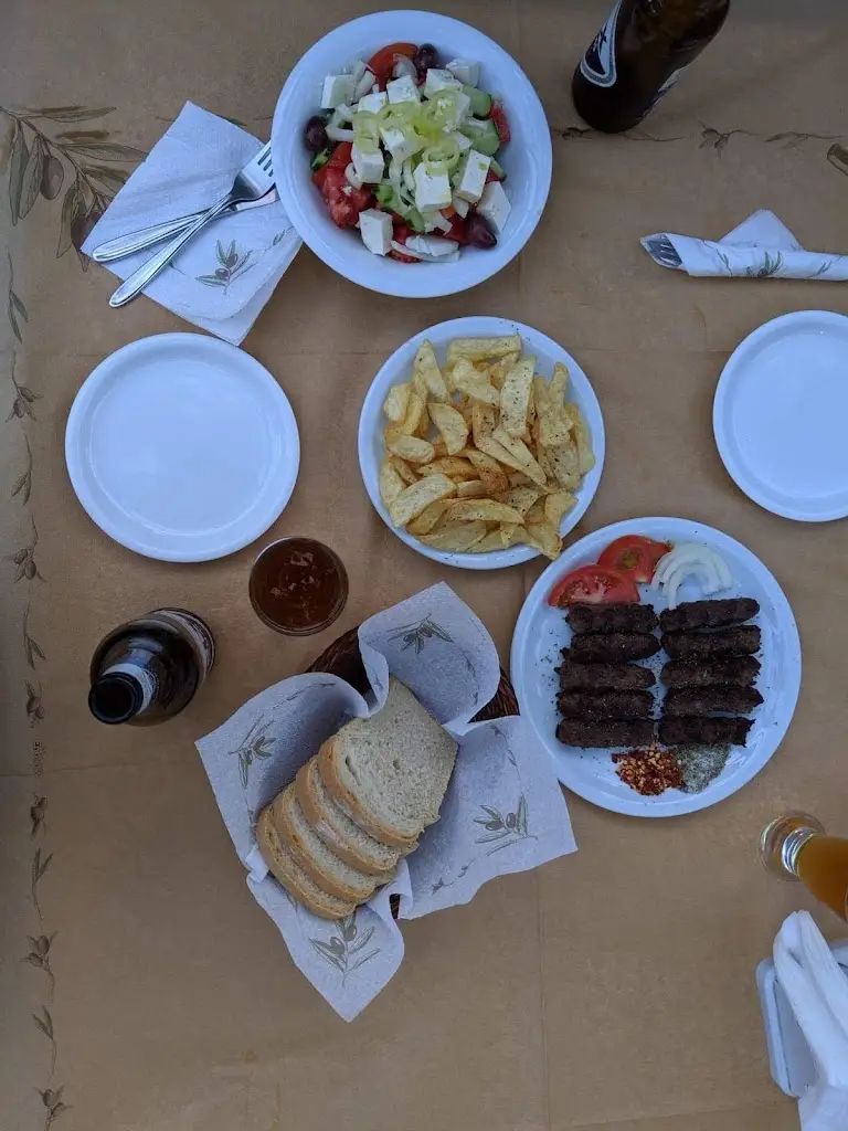 Reuben White_Taverna 