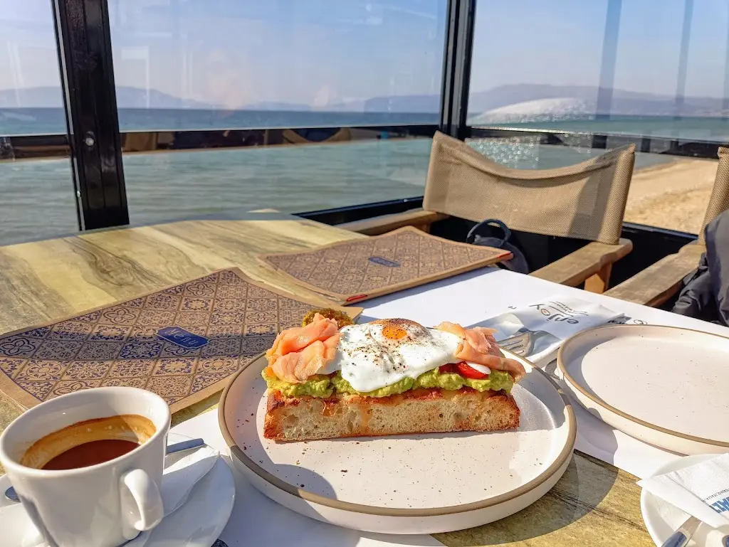 Menu_Enjoy Coffee & Brunch_Paralía Ofryníou_image_5