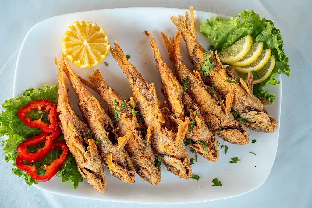 Orea Ellas_Paralía Ofryníou_slider_image_3