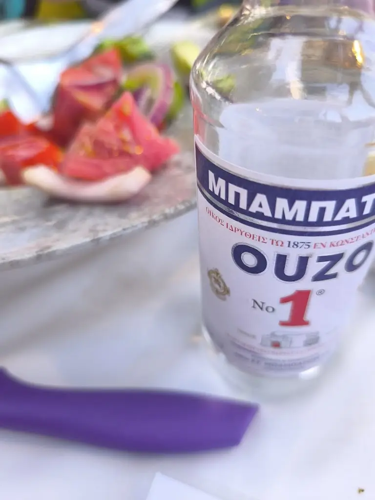 Menü_Kyriakos Taverna_Paralía Ofryníou_Bild_5